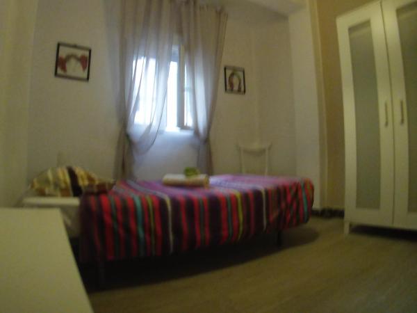 La casita de Pepe - piso compartido : photo 10 de la chambre chambre simple standard avec salle de bains commune