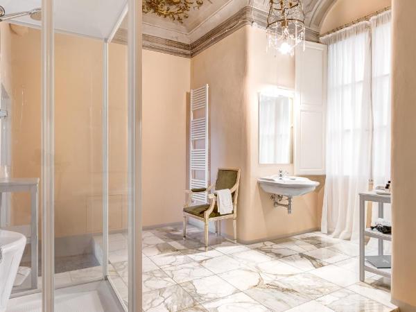 Palazzo D'Oltrarno - Residenza D'Epoca : photo 9 de la chambre suite junior - vue sur jardin