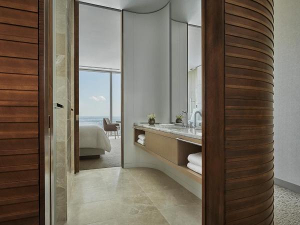 Four Seasons Hotel Philadelphia at Comcast Center : photo 6 de la chambre grande chambre double - vue sur la ville