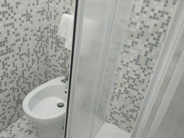 Hotel Luna Rossa : photo 1 de la chambre chambre simple