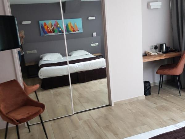 Logis Auberge Saint Simond : photo 2 de la chambre chambre double confort