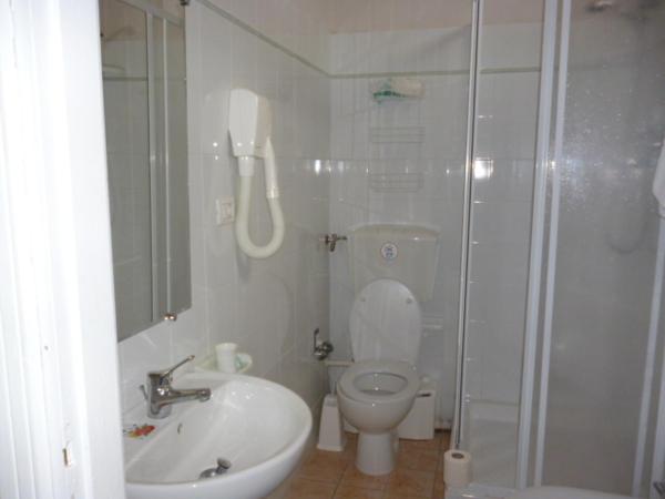 Sansovino Bed and Car : photo 5 de la chambre chambre double ou lits jumeaux avec salle de bains privative externe
