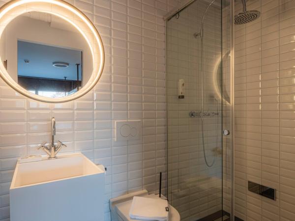 BLOOM Boutique Hotel & Lounge Basel : photo 10 de la chambre chambre triple