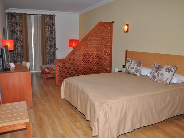 Across Hotels & Spa : photo 1 de la chambre suite