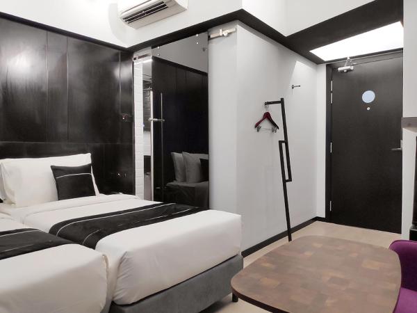 Loop On Leith George Town Penang Hotel : photo 5 de la chambre violet standard room