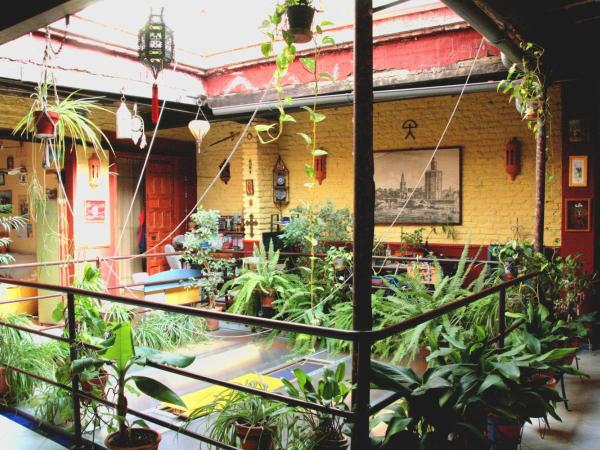 PENSION VERGARA , Sevilla : photo 2 de la chambre chambre double ou lits jumeaux avec salle de bains commune