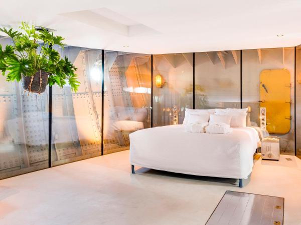 Lightship Amsterdam : photo 3 de la chambre suite deluxe avec lit king-size
