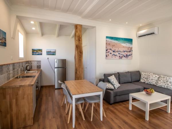 Levkosh Apartments at Lefkada's Heart : photo 5 de la chambre appartement avec balcon