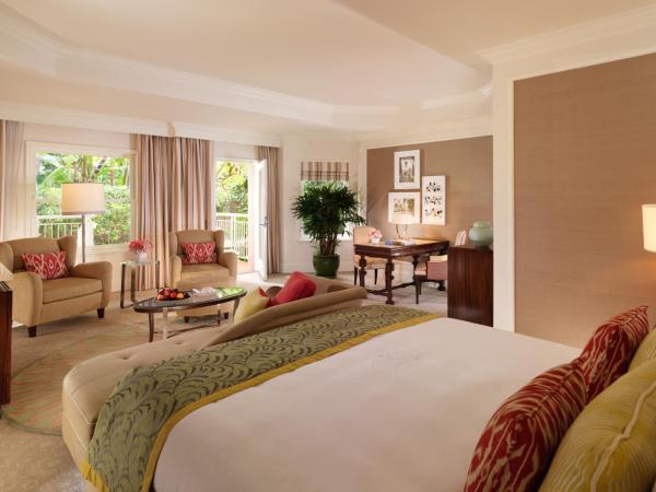 The Beverly Hills Hotel - Dorchester Collection : photo 1 de la chambre suite junior avec balcon