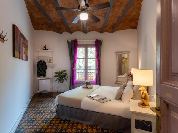 Primavera Hostel : photo 8 de la chambre chambre double avec salle de bains commune