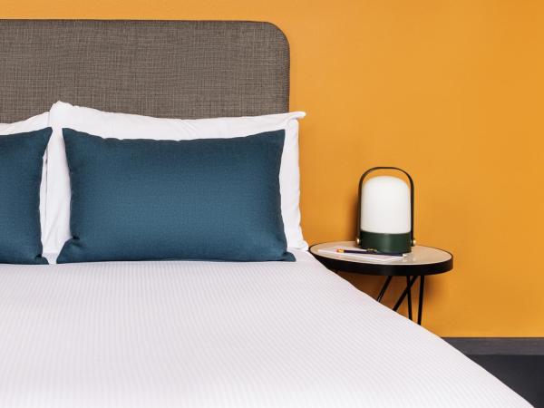 The Jensen Potts Point : photo 1 de la chambre chambre lits jumeaux ou triple avec salle de bains commune