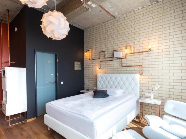 LOFTSTYLE Hotel Hannover, Best Western Signature Collection : photo 5 de la chambre chambre affaires avec lit queen-size et vue
