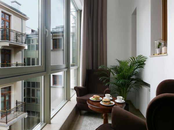 Ventus Rosa Boutique Aparthotel : photo 8 de la chambre chambre double ou lits jumeaux supérieure avec orangerie