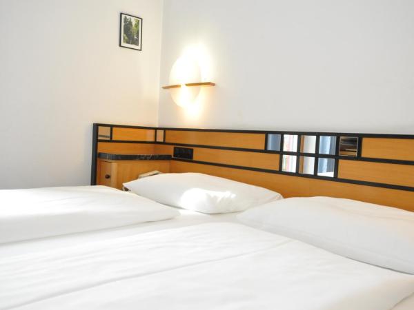 Villa Waldperlach by Blattl : photo 3 de la chambre chambre double