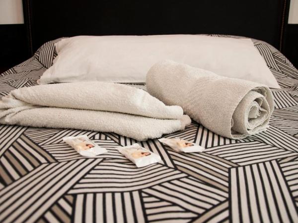 IDEAL SOCIAL Hostel : photo 8 de la chambre suite présidentielle