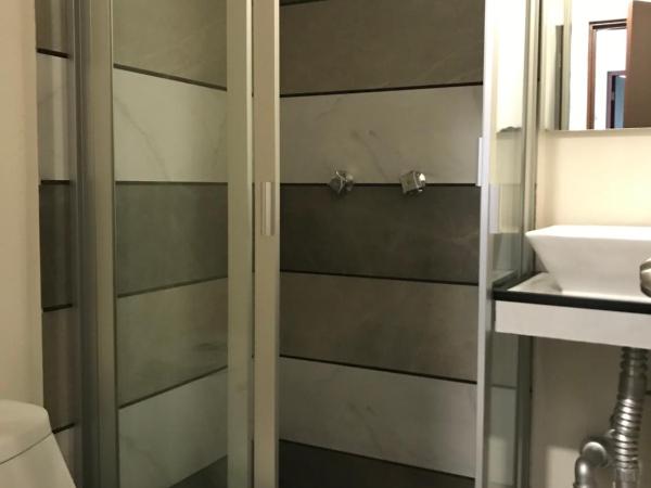 The Dear : photo 6 de la chambre suite lit queen-size