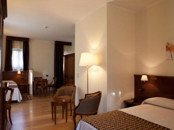 Hotel & Residence Torino Centro - Stazione Porta Susa : photo 2 de la chambre chambre triple