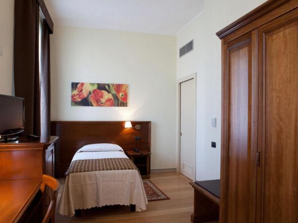 Hotel & Residence Torino Centro - Stazione Porta Susa : photo 3 de la chambre chambre simple