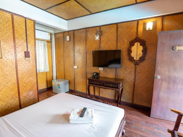 Lai Thai Guest House : photo 1 de la chambre chambre deluxe double ou lits jumeaux