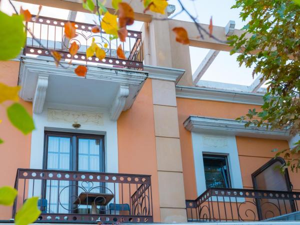 Yiannis Apartments : photo 7 de la chambre chambre lits jumeaux avec balcon