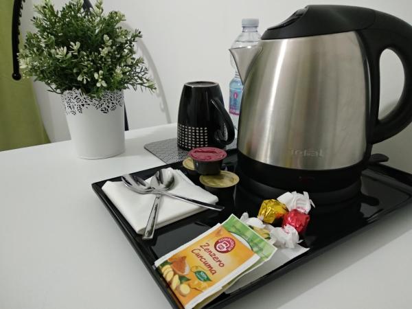 B&B Giovaldi's Torino : photo 5 de la chambre chambre double avec salle de bains privative