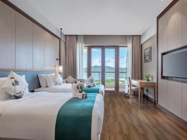 Sanya Dadonghai Seaview Hotel : photo 1 de la chambre chambre supérieure avec vue sur l'océan