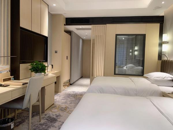 Chongqing Liyuan Hotel : photo 2 de la chambre chambre lits jumeaux de luxe avec vue sur la ville - fumeurs