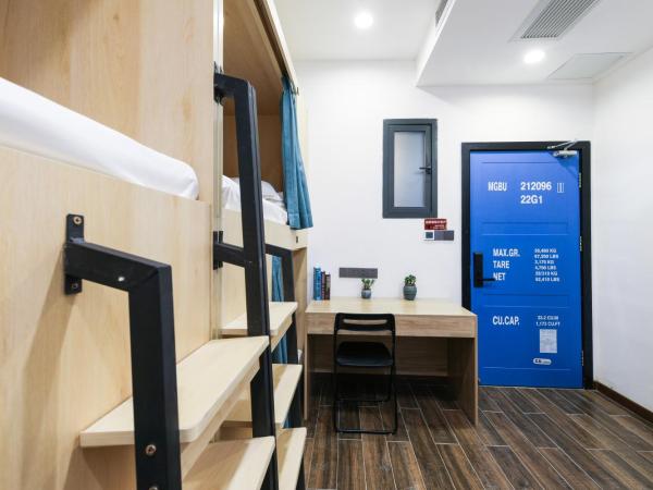 Zou Qu Ye Travel Hotel : photo 5 de la chambre lit dans dortoir pour femmes de 4 lits