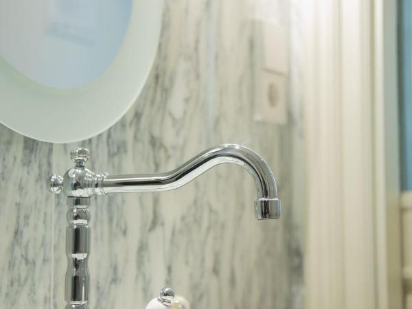 MYR Palacio Vallier : photo 9 de la chambre chambre double