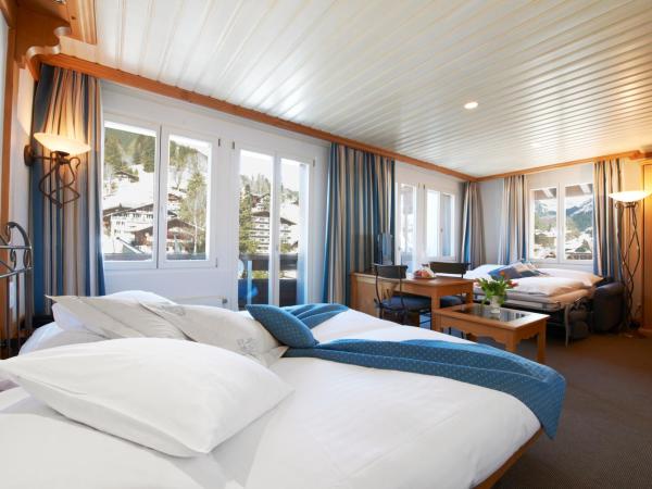 Derby Swiss Quality Hotel : photo 6 de la chambre chambre double confort plus avec coin salon et balcon