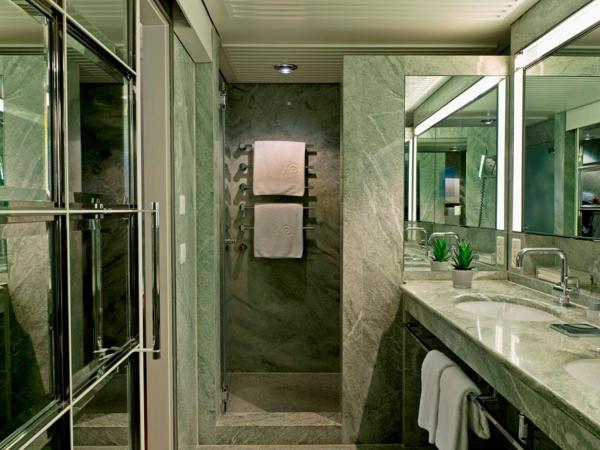 Widder Hotel - Zurichs luxury hideaway : photo 4 de la chambre chambre lit queen-size - cour