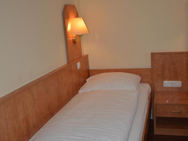 Hotel Wikinger Hof : photo 1 de la chambre chambre simple