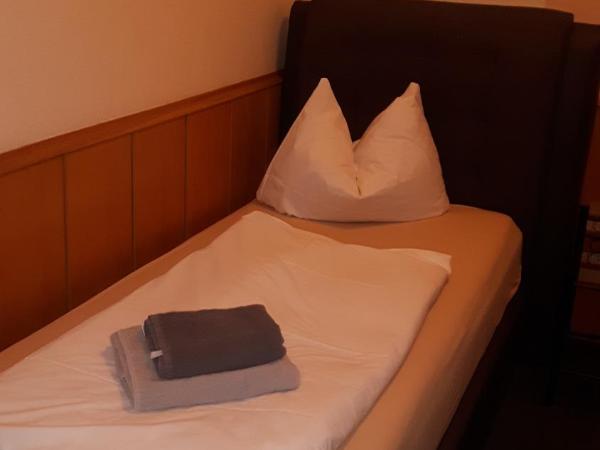 Hotel & Pension Plagwitzer Hof : photo 8 de la chambre chambre simple