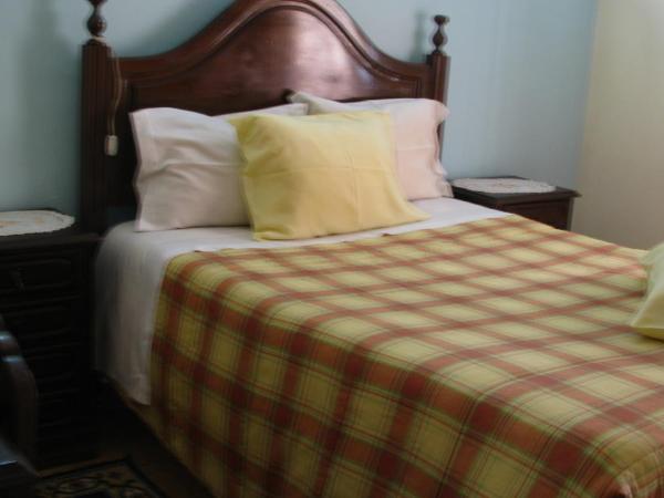 Residencial Porto Novo - Alojamento Local : photo 3 de la chambre chambre double avec terrasse