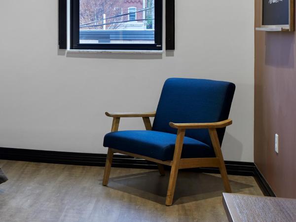 TRYP by Wyndham Pittsburgh/Lawrenceville : photo 2 de la chambre chambre double pour personnes à mobilité réduite avec 2 lits doubles et baignoire - non-fumeurs