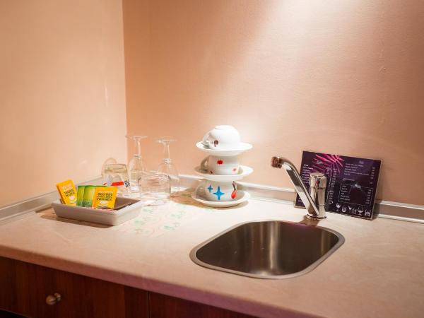 Yiannis Apartments : photo 9 de la chambre chambre double ou lits jumeaux standard avec balcon