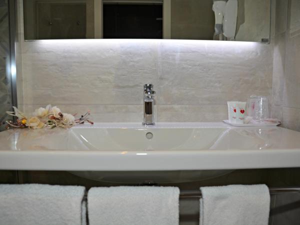 Hotel Brandoli : photo 3 de la chambre chambre double supérieure avec terrasse