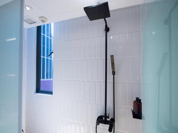 Hotel NuVe Elements : photo 3 de la chambre chambre supérieure lits jumeaux (lit superposé)