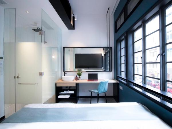 Hotel NuVe Elements : photo 2 de la chambre chambre deluxe lit king-size (fenêtre complète)