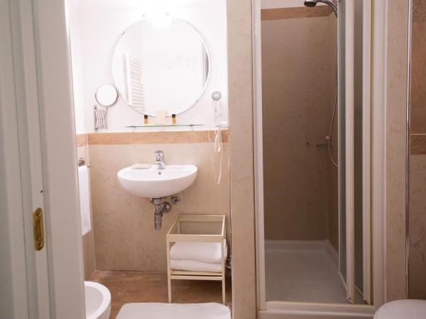 Gourmet B&B Villa Landucci : photo 5 de la chambre chambre double ou lits jumeaux standard