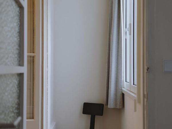 aDuquesa - GuestHouse : photo 5 de la chambre chambre familiale avec baignoire