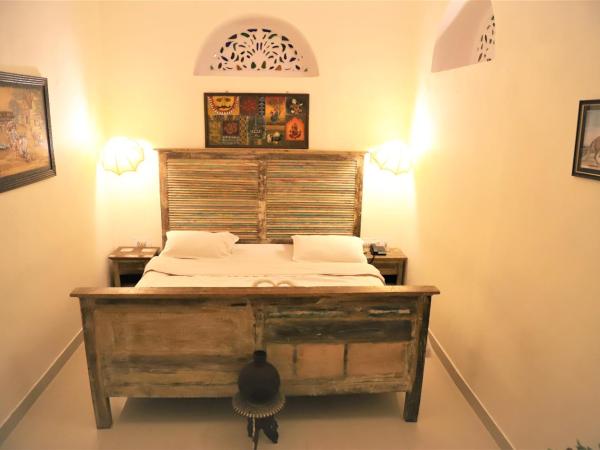 The Kothi Heritage : photo 8 de la chambre chambre deluxe double ou lits jumeaux