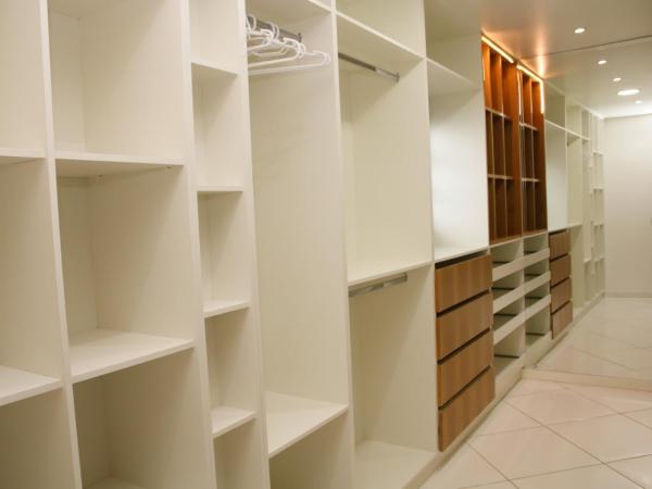 Casa Pedra Bonita : photo 8 de la chambre suite lit king-size avec baignoire spa