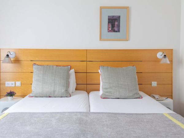 Hotel Lorette - Astotel : photo 7 de la chambre chambre lits jumeaux supérieure