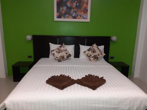 Lanta Daisy Residence : photo 7 de la chambre chambre lit king-size deluxe