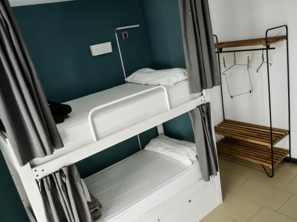 The Lights Hostel : photo 8 de la chambre lit dans dortoir mixte de 4 lits