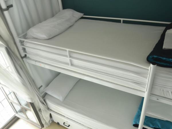 The Lights Hostel : photo 8 de la chambre lit dans dortoir mixte de 8 lits