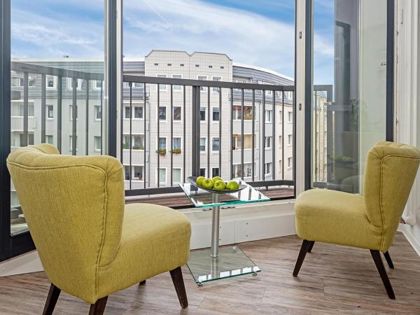 Apartments Rosenthal Residence : photo 6 de la chambre appartement 3 chambres avec balcon