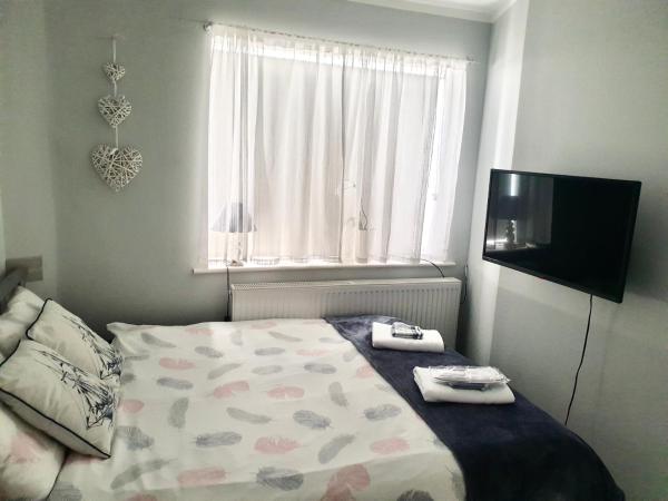 Comfortable rooms in the house : photo 2 de la chambre petite chambre double
