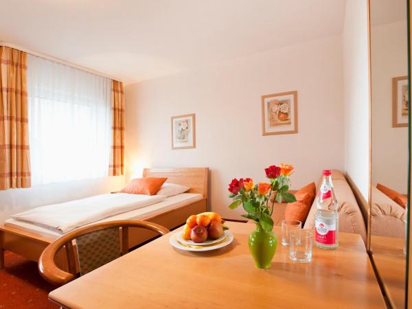 Hotel Käferstein garni : photo 4 de la chambre chambre deluxe